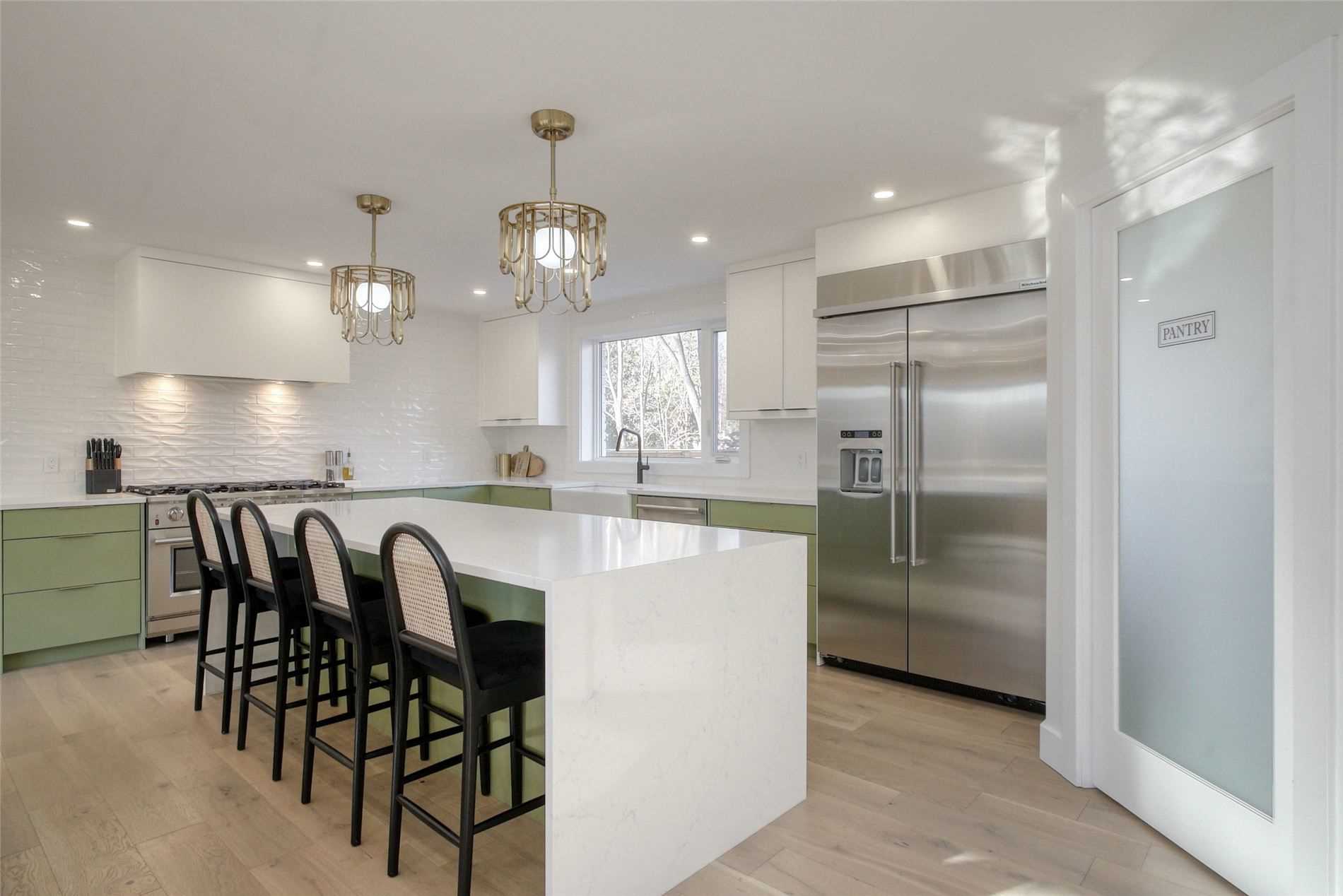 514 Oxbow Rd