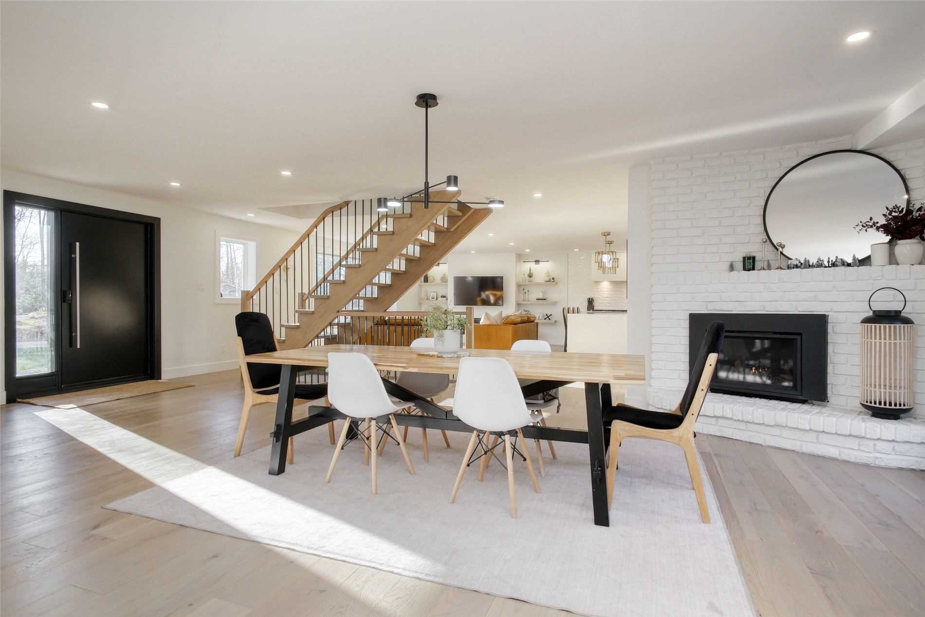 514 Oxbow Rd