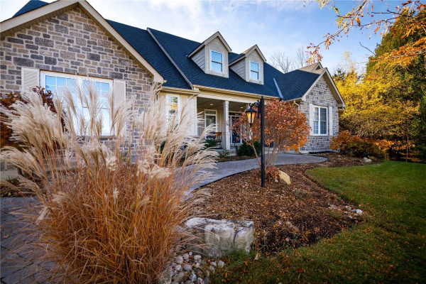 50 Blue Heron Dr, Mono