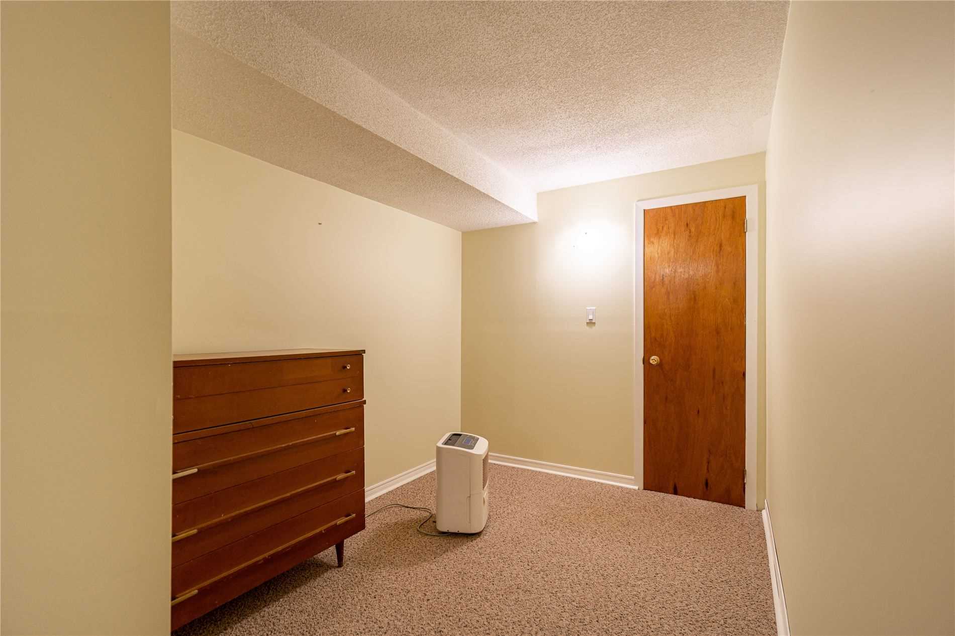 Listing X5827599 - Large Photo # 35