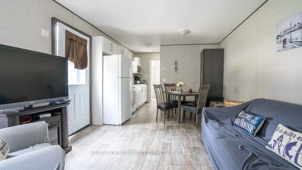 Listing X5827942 - Large Photo # 3