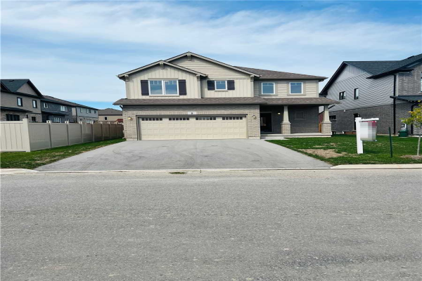 8 Tucker St, Thorold