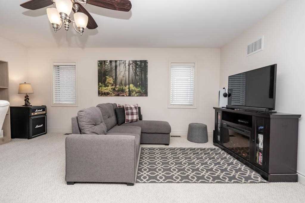 35 Chaumont Drive