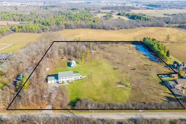 802 Middletown Rd, Hamilton