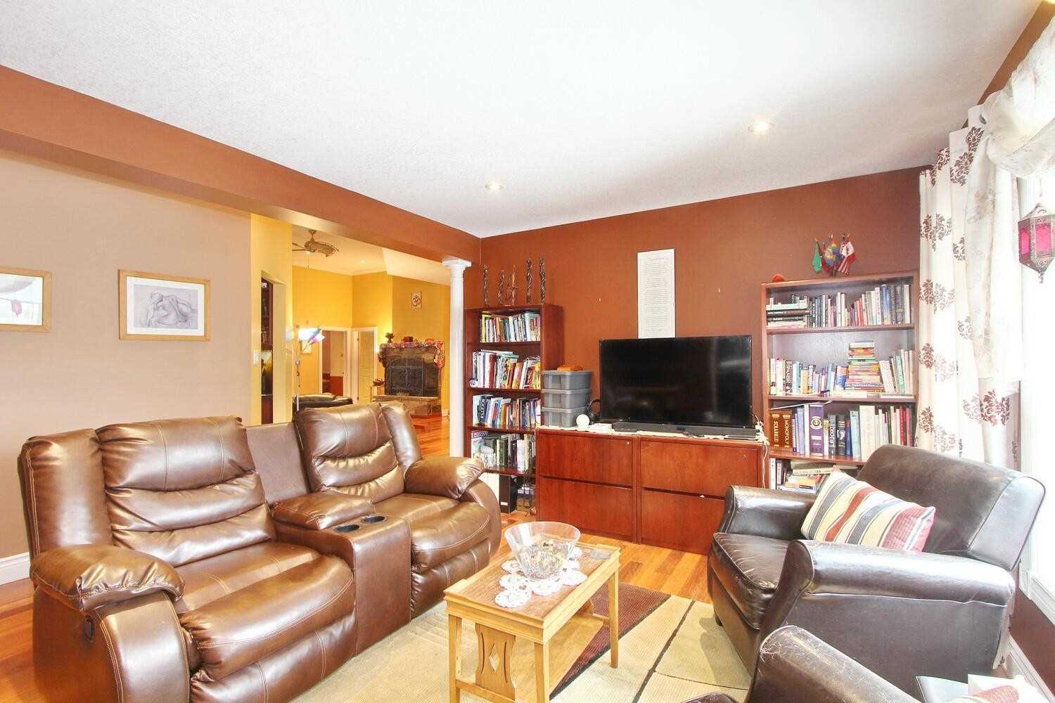 504386 Highway 89