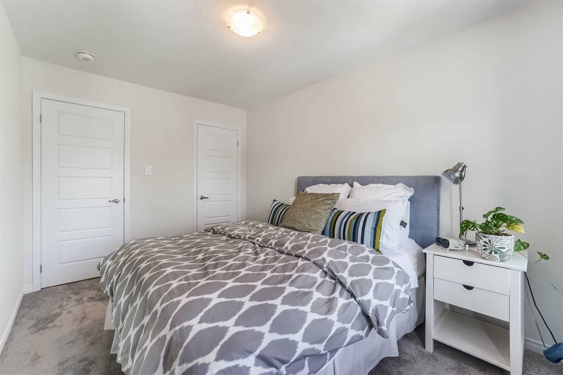 7831 Odell Crescent