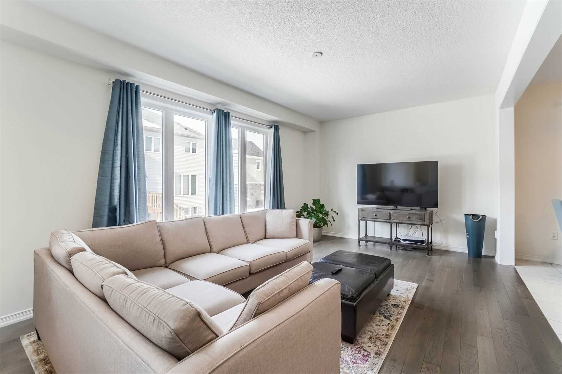 7831 Odell Crescent
