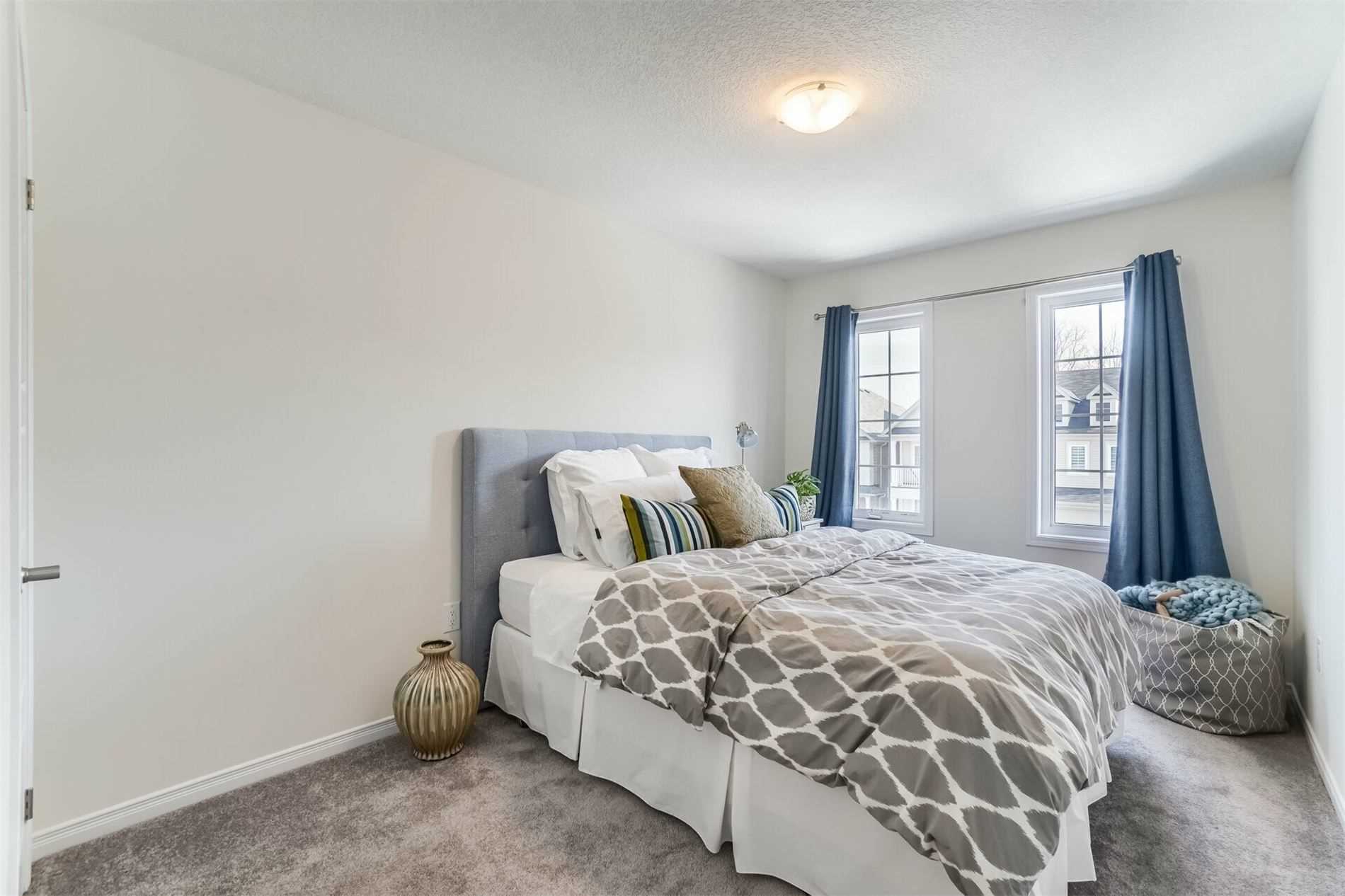 7831 Odell Crescent
