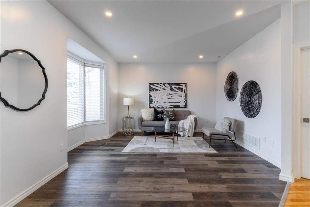 183 Valmont Crt
