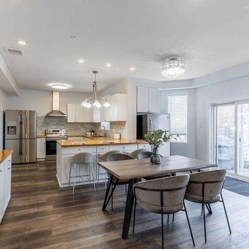 183 Valmont Crt