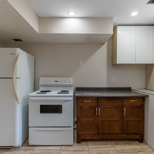 183 Valmont Crt