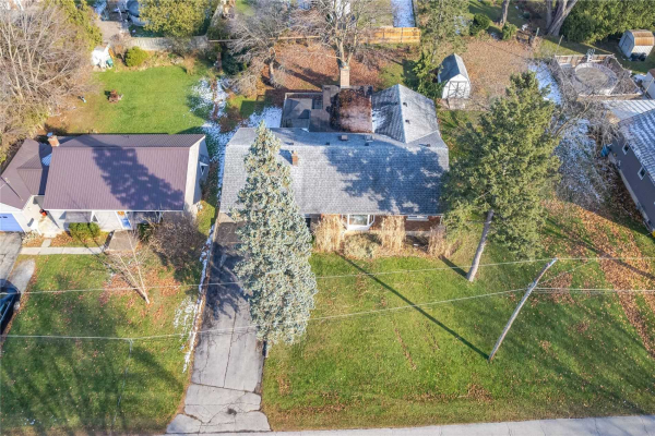5 Spruce Ave, Norfolk