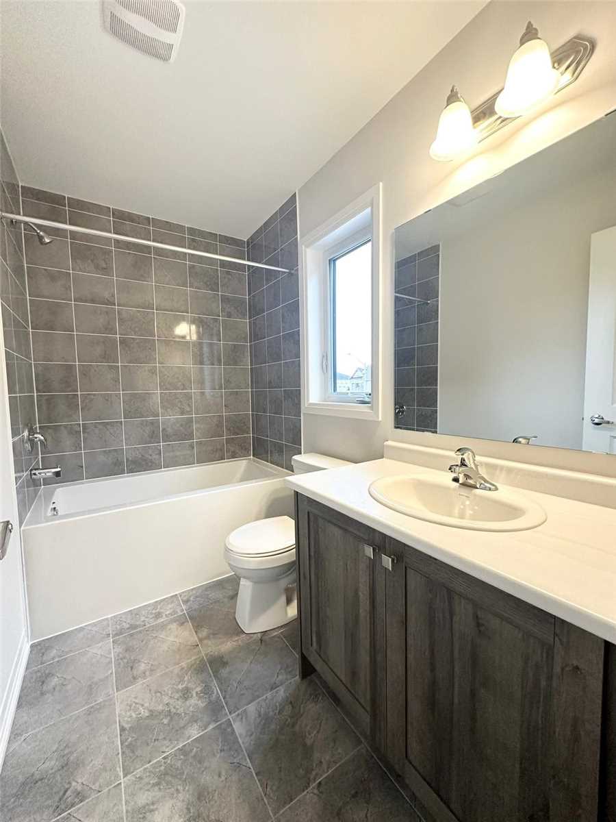 60 Yale Dr
