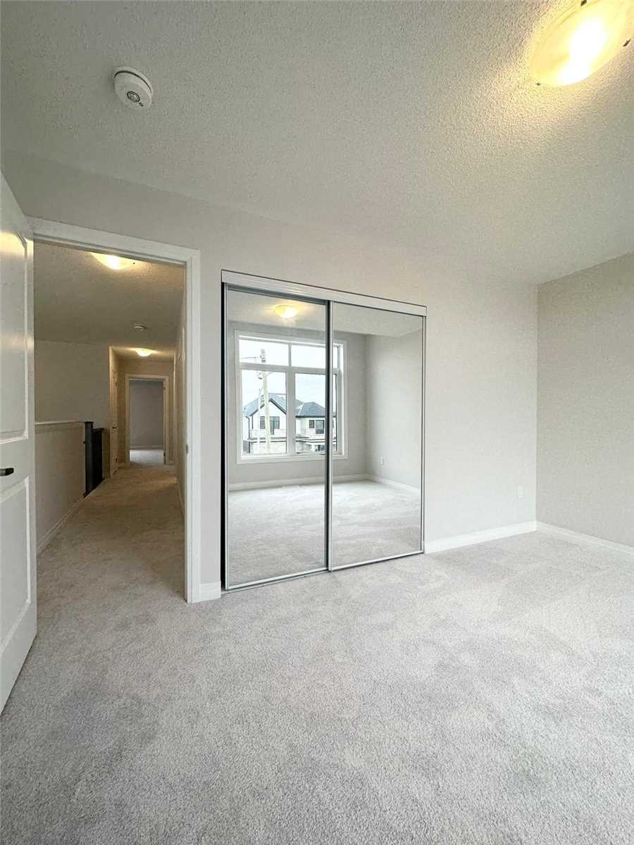 60 Yale Dr