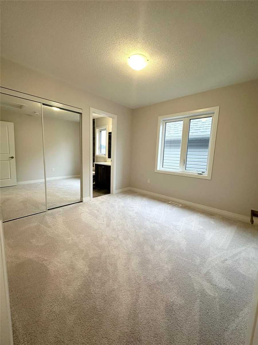 60 Yale Dr