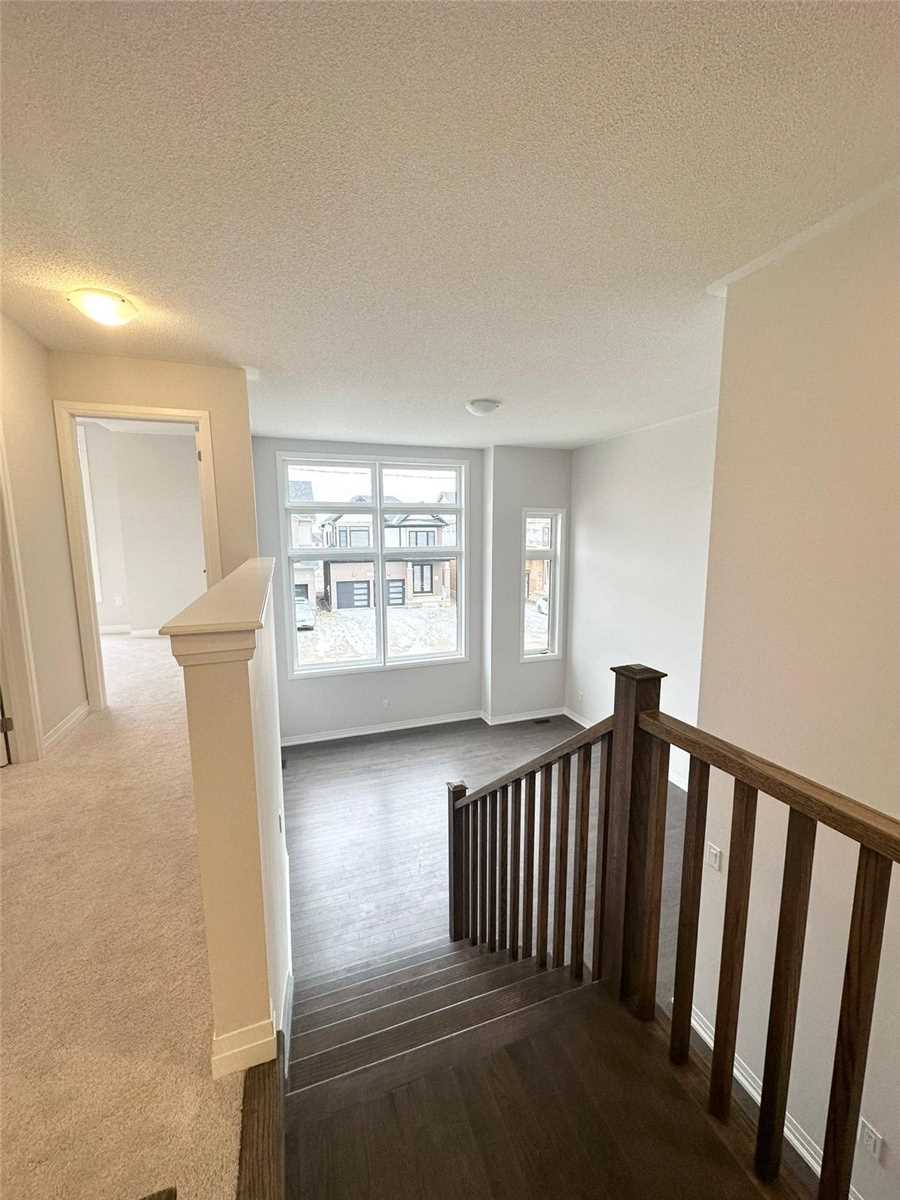 60 Yale Dr