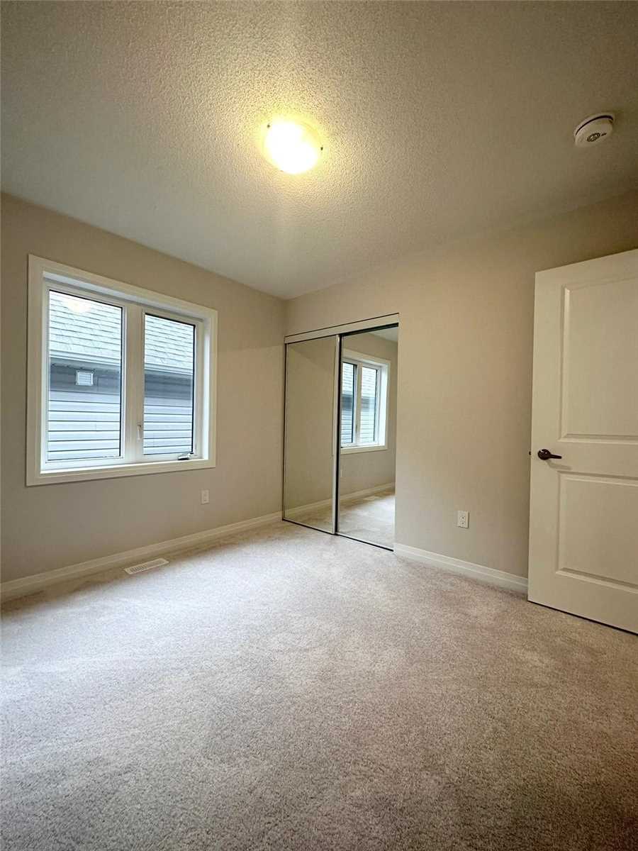 60 Yale Dr