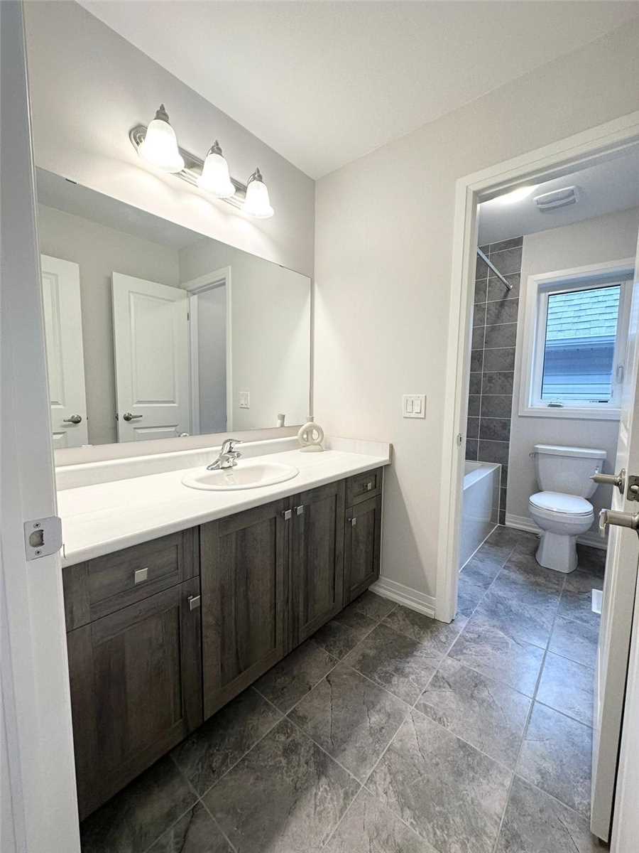 60 Yale Dr