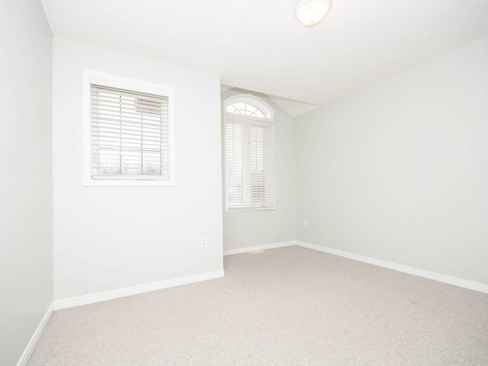 23 Glendarling Crescent