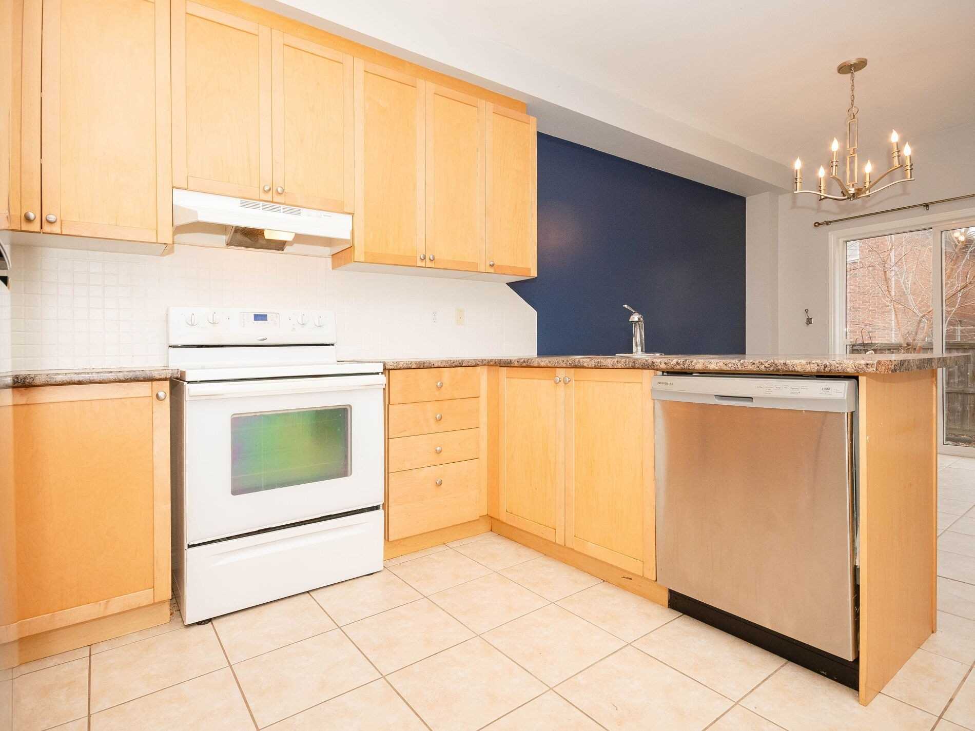23 Glendarling Crescent