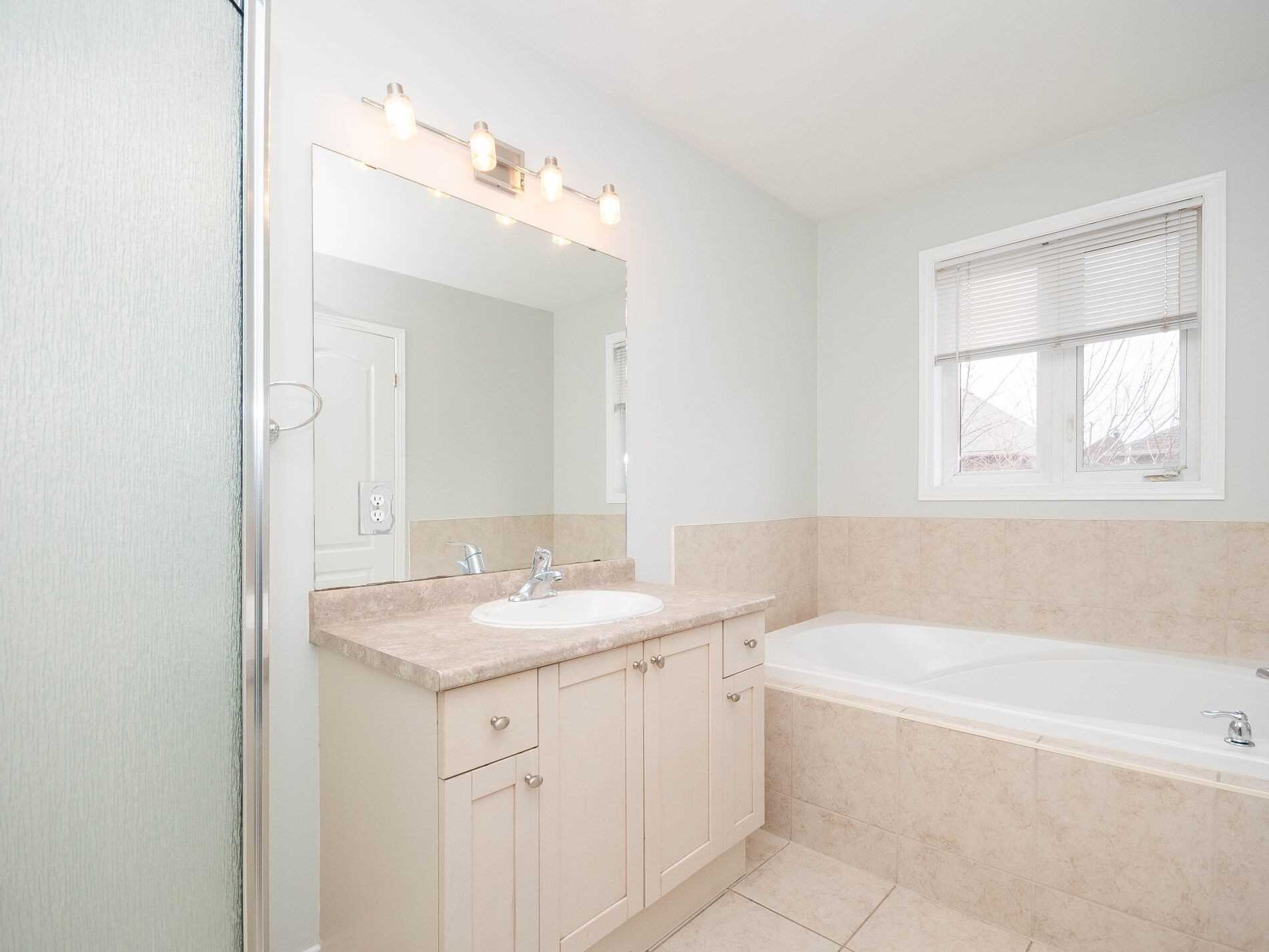 23 Glendarling Crescent