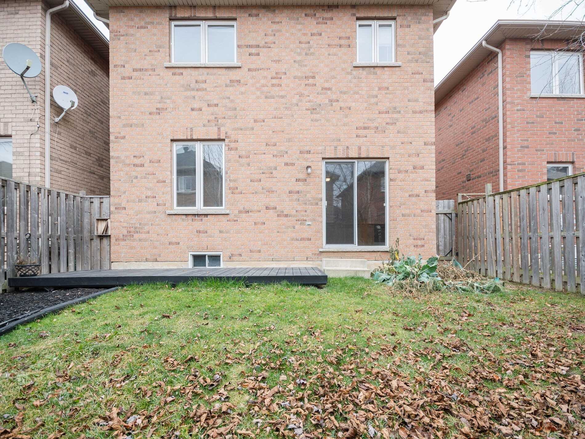 23 Glendarling Crescent