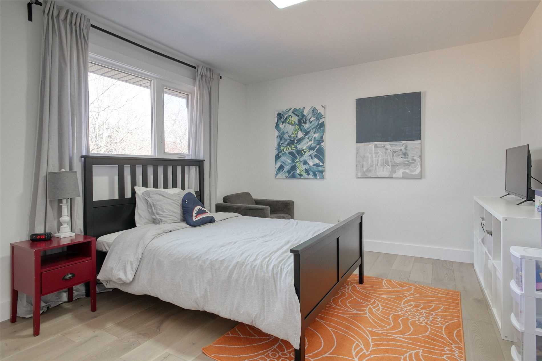 514 Oxbow Rd