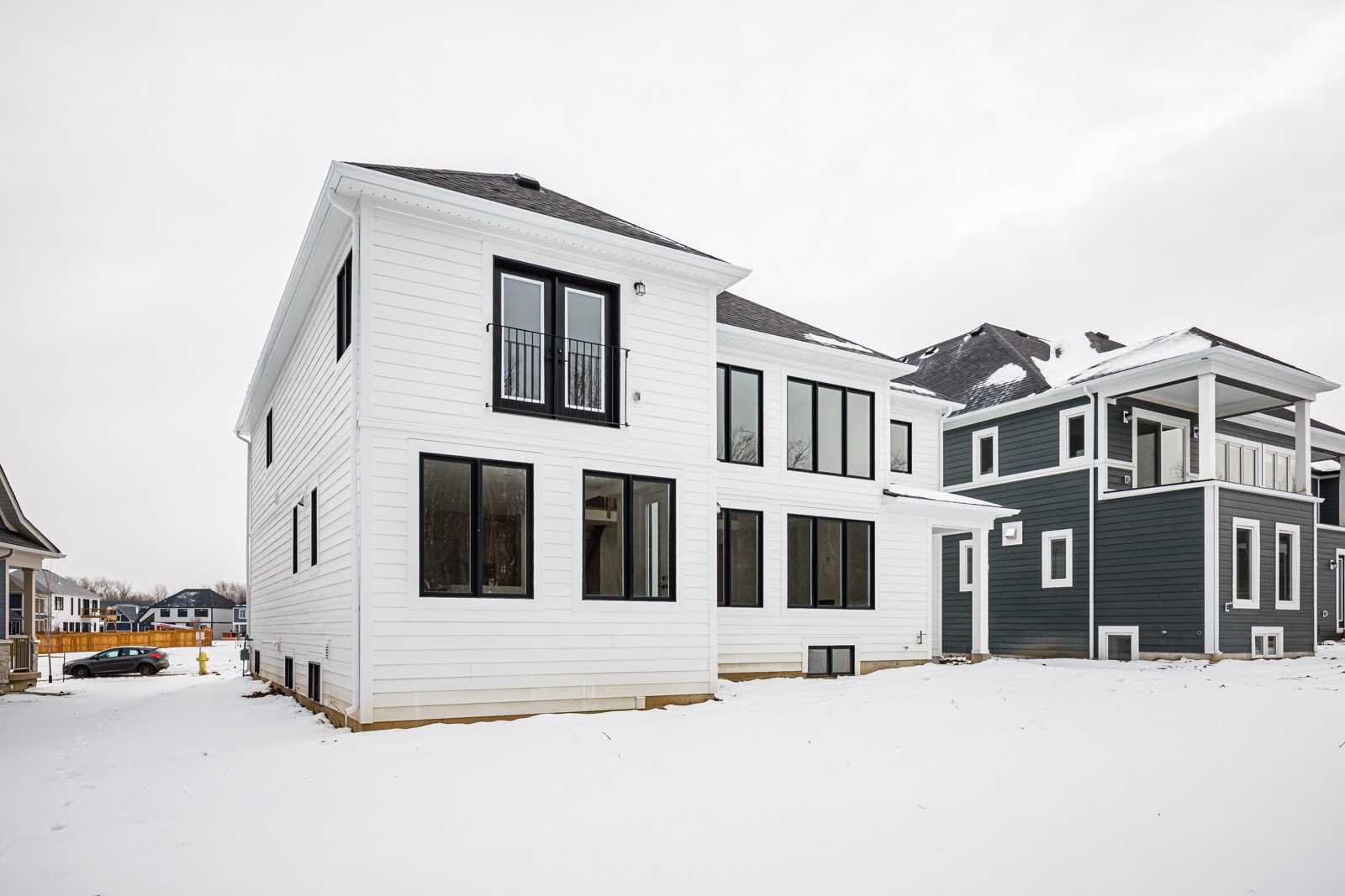 112 Springside Crescent