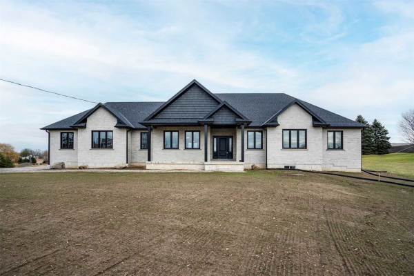 330 Cockshutt Rd