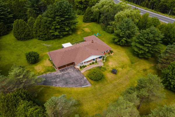 200 Dundee Cres, Port Hope