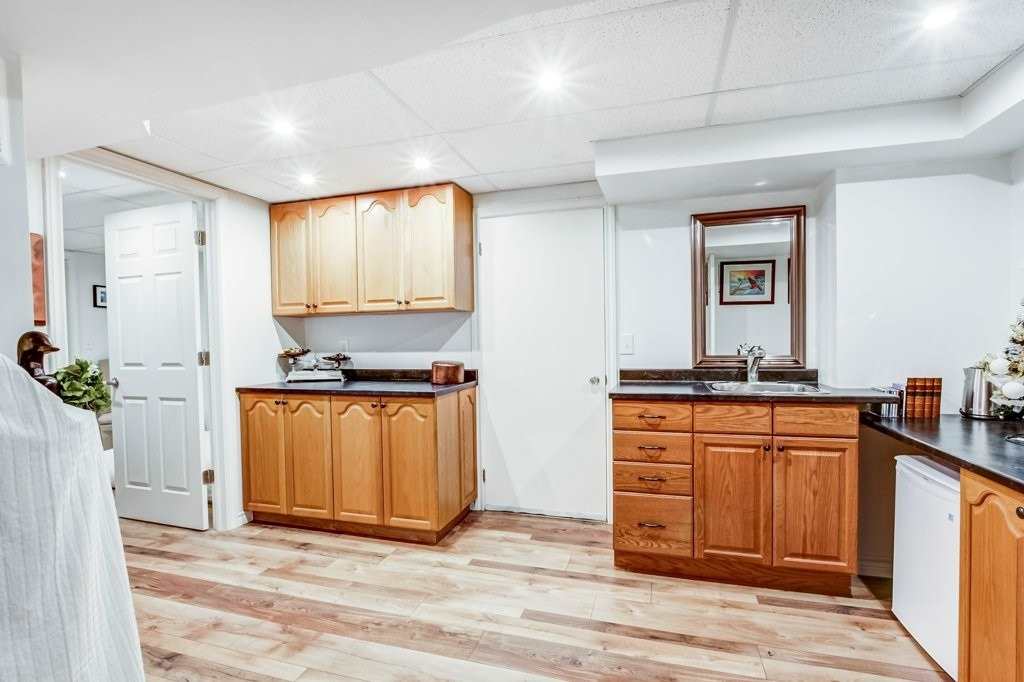 50 Edgewood Ave