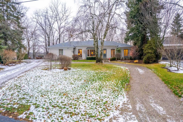 317 Mountain Brow Rd, Hamilton