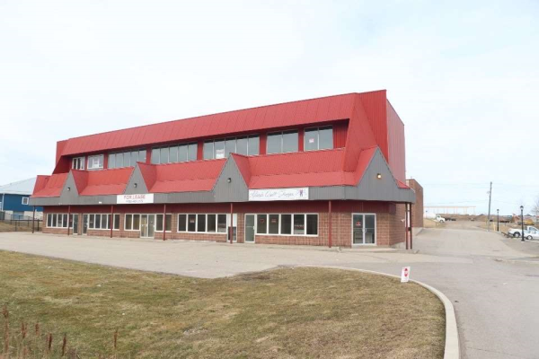 8 Thompson Cres, Erin