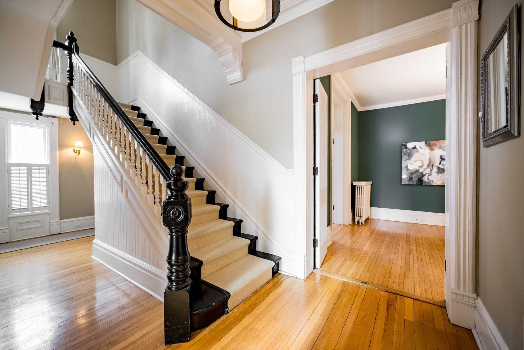 28 Bedford St
