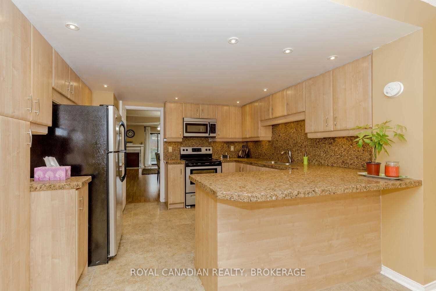 Listing X5855477 - Large Photo # 5