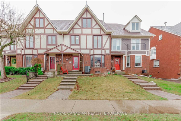 56 Edgewater Dr, Hamilton