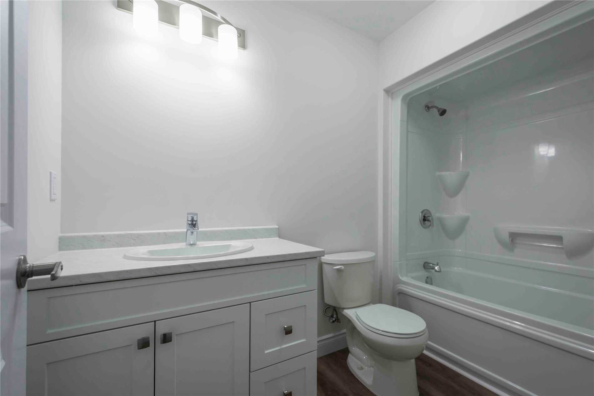 110 Farrington Cres