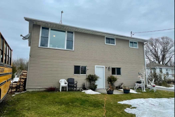 212 Mcguire Beach Rd, Kawartha Lakes