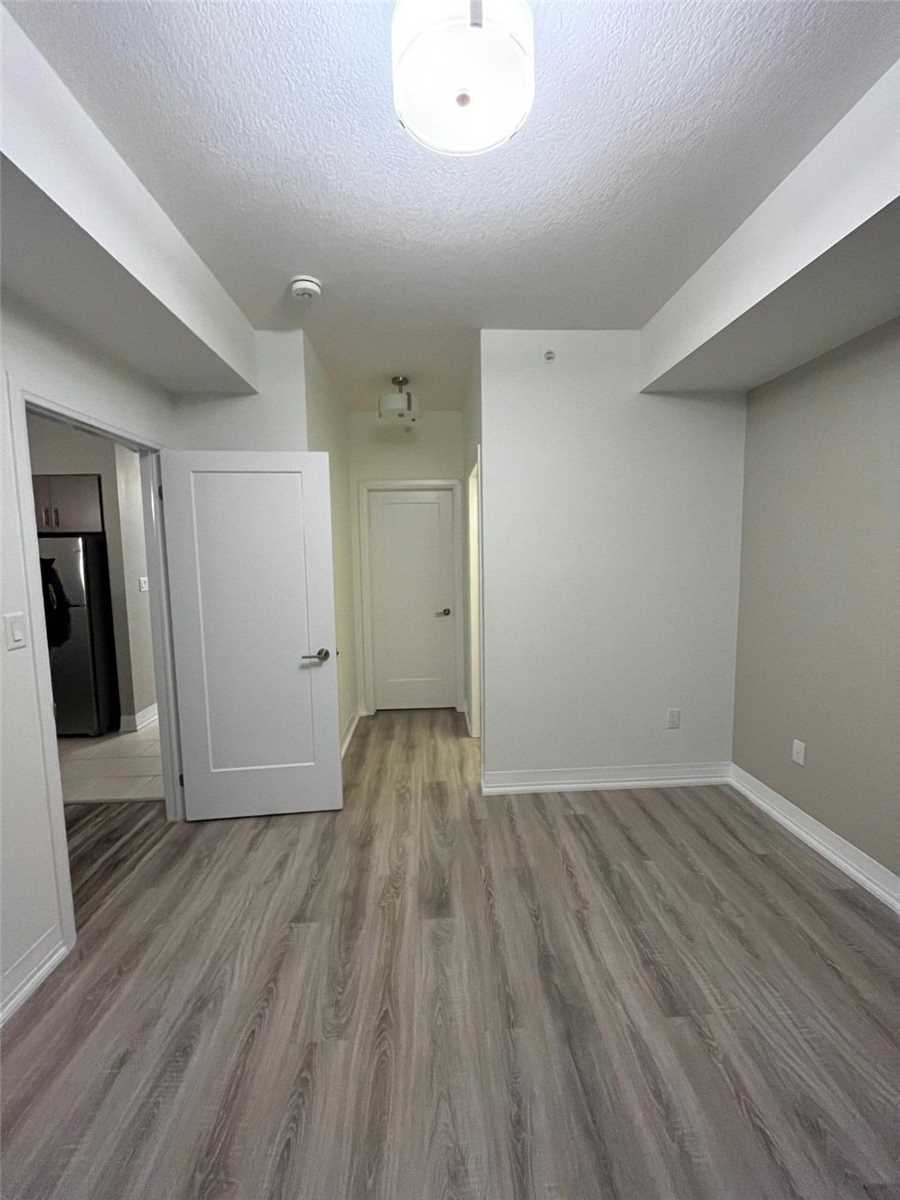 10 Concord Pl, #412