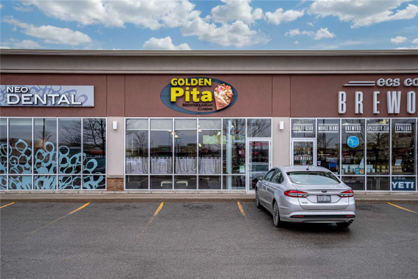 1172 Wilson St W, Hamilton