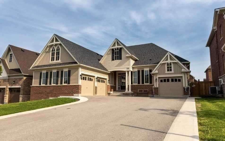 24 Benson Ave