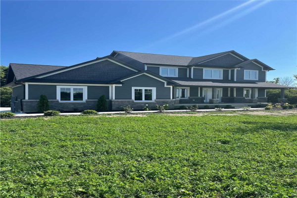 21019 Ellerbeck Ave, Chatham-Kent