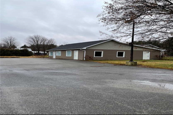 18318 Highway 7 Rd, Perth