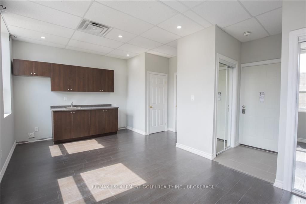 Listing X5864500 - Large Photo # 24