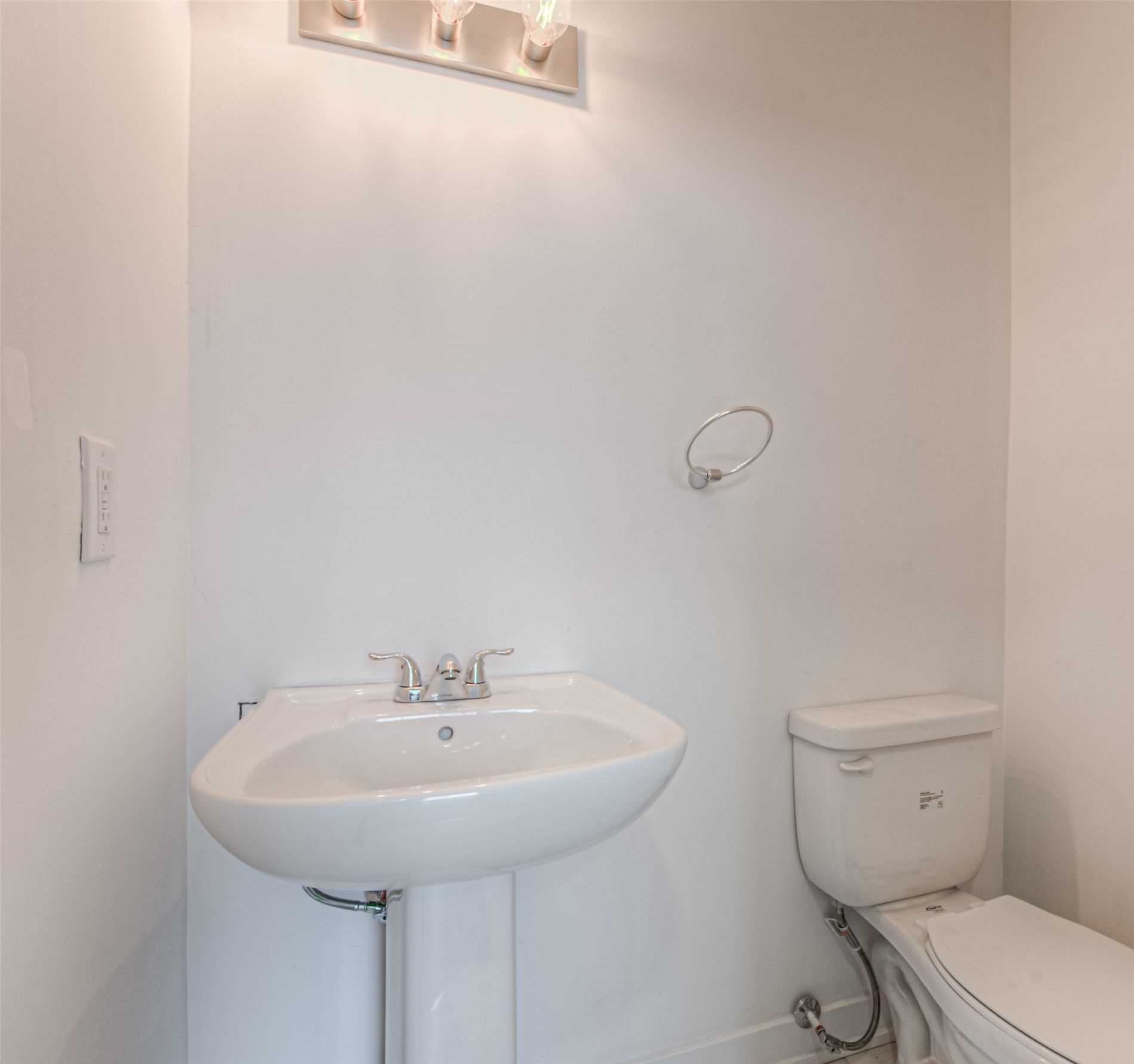 Listing X5864886 - Large Photo # 8