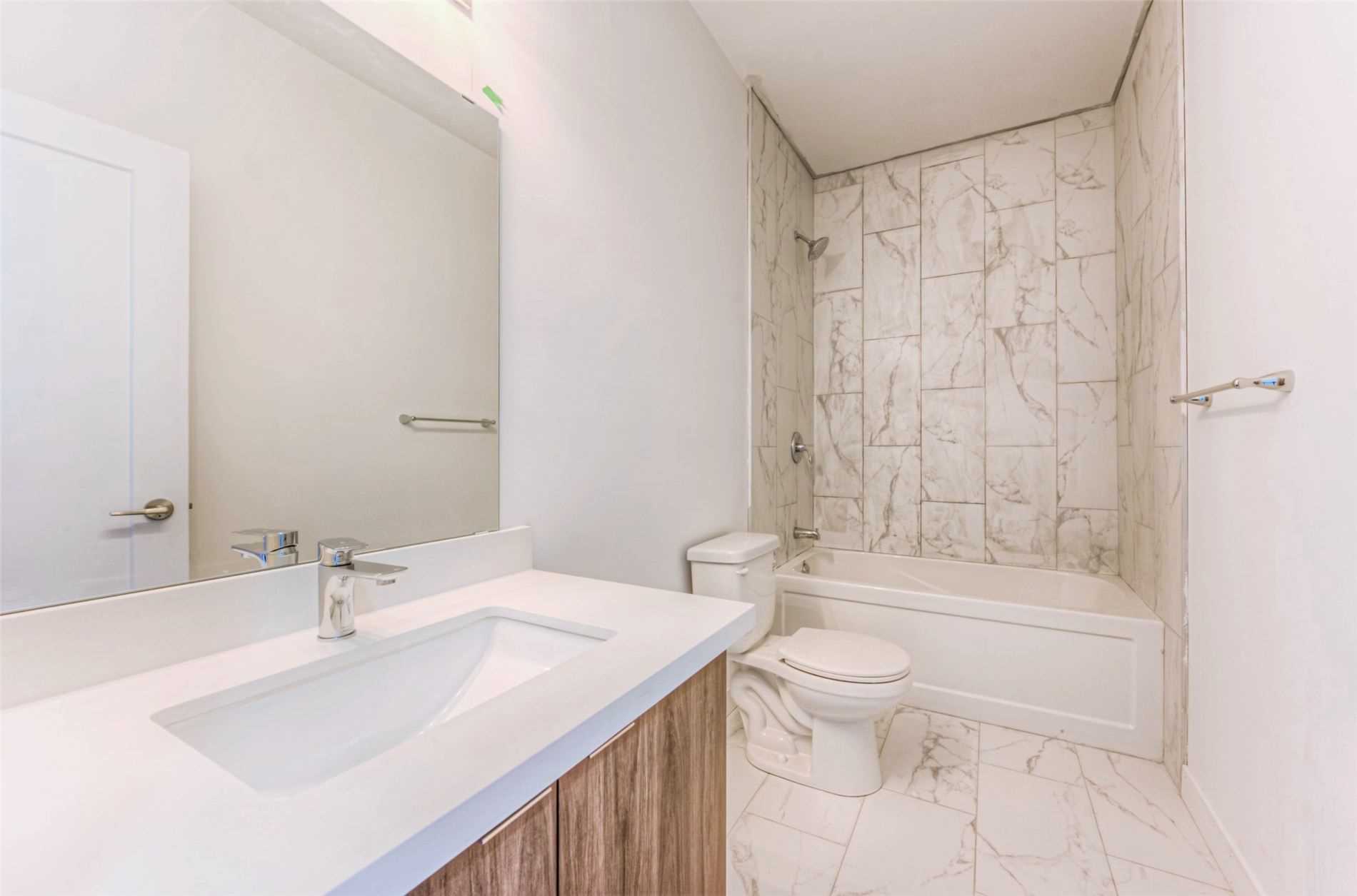 Listing X5864886 - Large Photo # 15