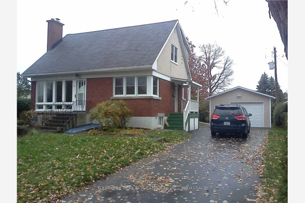 30 Sunnycrest Dr, Ottawa