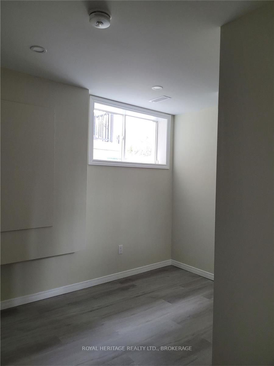 Listing X5865809 - Large Photo # 39