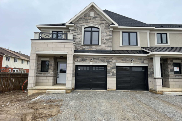 5 Genoa Dr, Hamilton