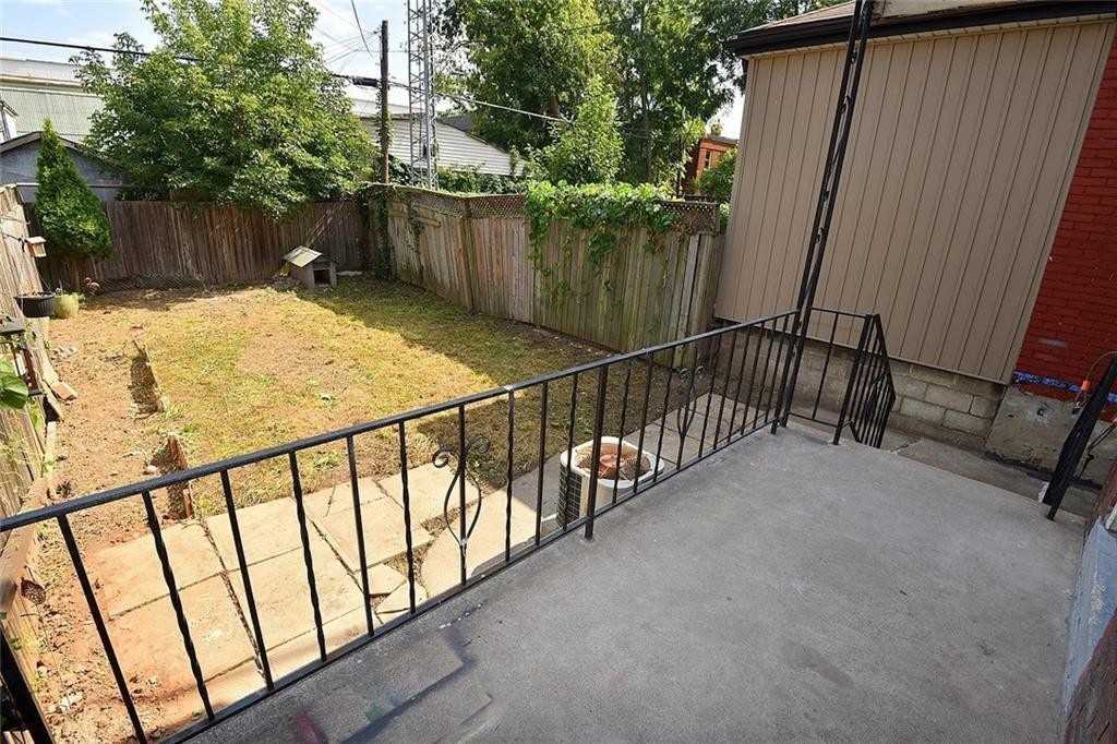 68 William St
